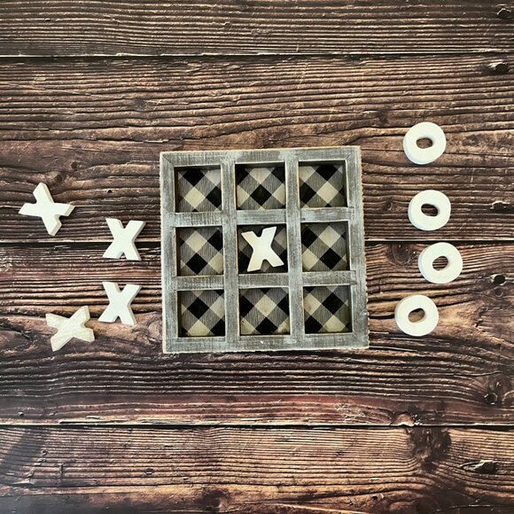 Wood Tic Tac Toe Decorative Game / 6"x6"x.5" / Buffalo Check / Table Game - Picture 3 of 5